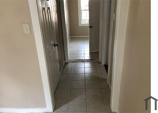 5th image of 16542A Larchwood Dr #A