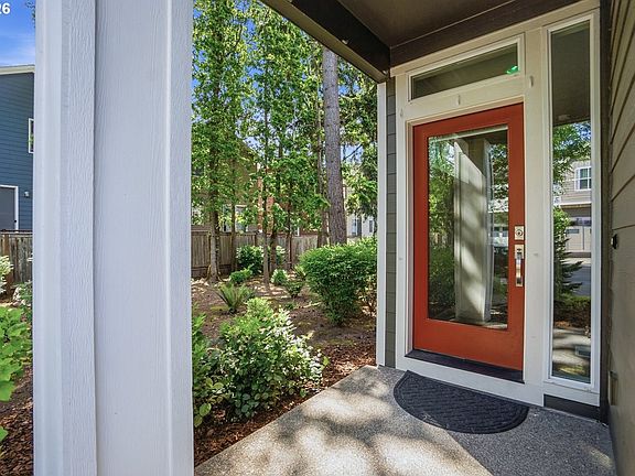 3rd image of 4412 SE Hardwood Ln
