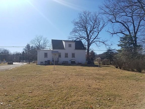 Back yard with driveway