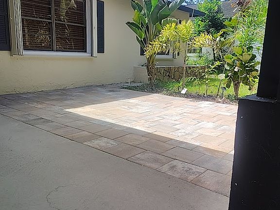 5th image of 4617 Uzzle Way