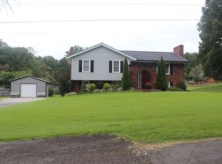 157 Beaumont Balsam St, North Wilkesboro, NC 28659