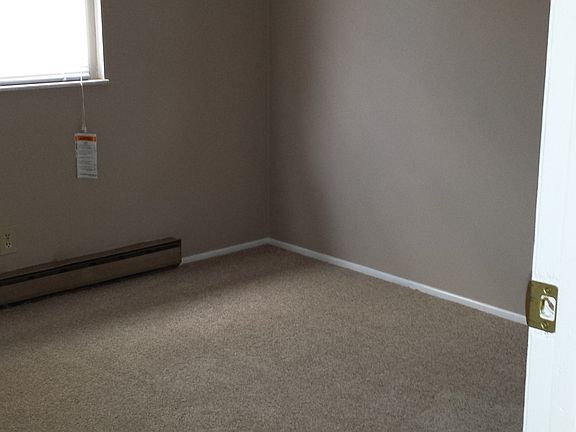5th image of 1093 Bahama Dr