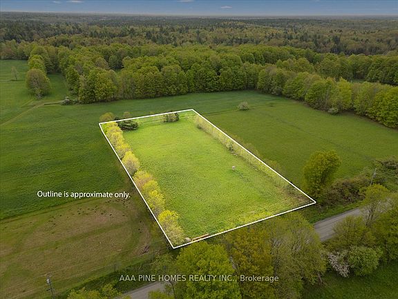 4th image of 328 Rockies Rd