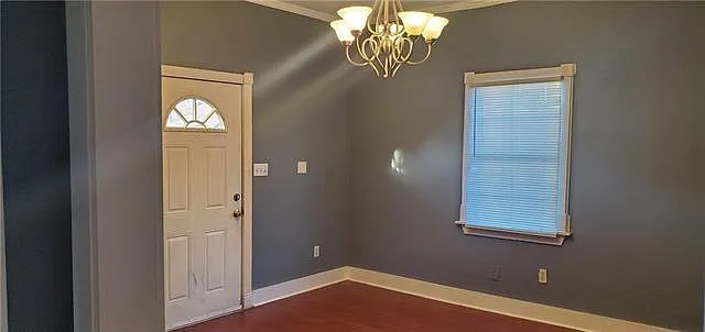 2 bed, 1.0 bath, 858 sqft, $1,200 — Photo 2