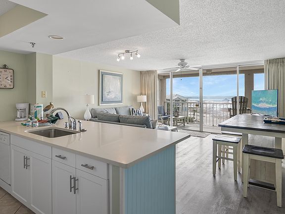 2nd image of 480 Gulf Shore Dr Unit 406
