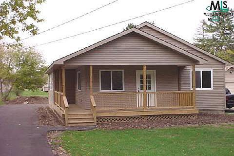 1st image of 423 Marion Ave