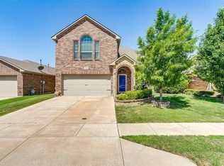 5029 Britton Ridge Ln, Fort Worth, TX 76179