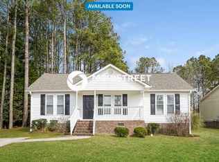 1402 Mandolin Pl, Zebulon, NC 27597