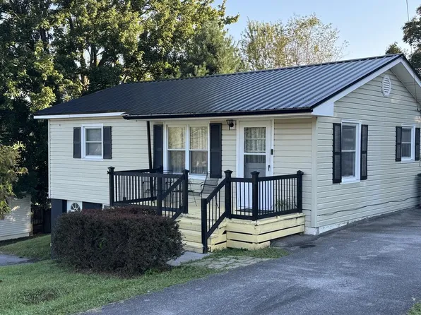 264 Ruth St SW, Abingdon, VA 24210