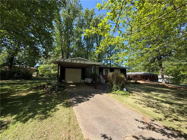 2028 Frank Ln SE, Marietta, GA 30060