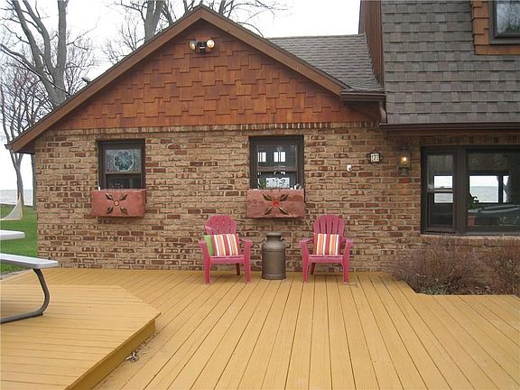 2nd image of 7 Summer Haven Dr