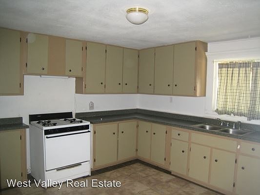 5th image of 106 Buena Vista Pl