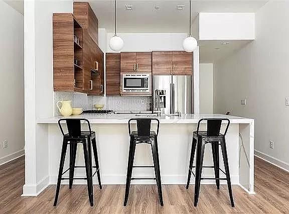 5th image of 1920 Park Ave #201