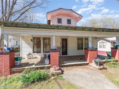 208 Warner St, Thomasville, NC, 27360