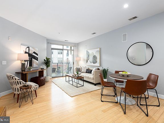 2nd image of 1800 Wilson Blvd Unit 211