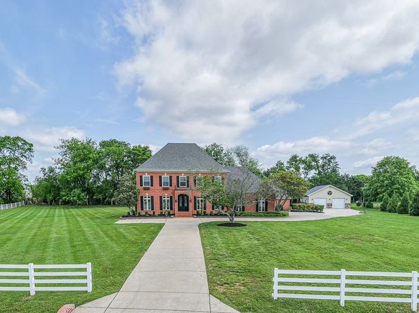 107 Churchill Farms Dr, Murfreesboro, TN 37127