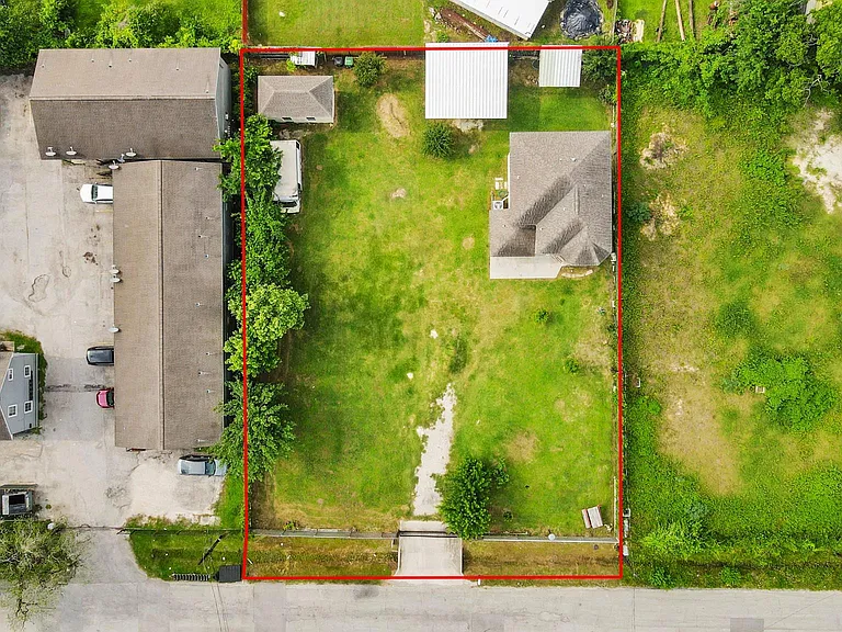 2608 Bostic St — Photo 4