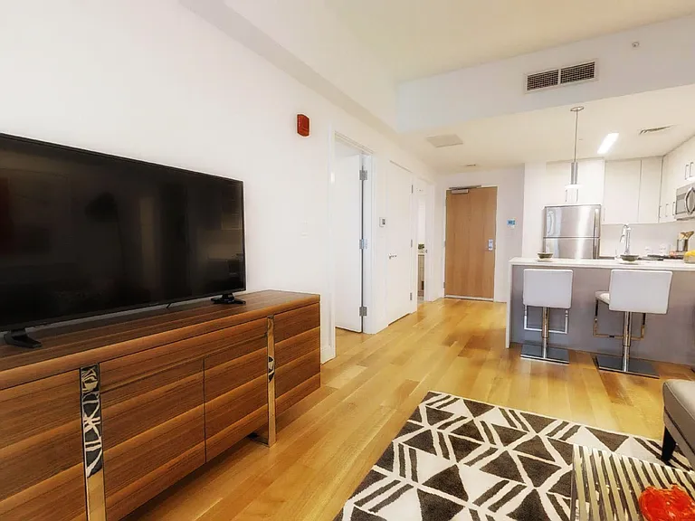 Camden Street Apartments — Photo 17