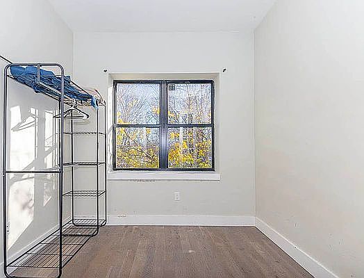 5th image of 492 Gates Ave APT 4B