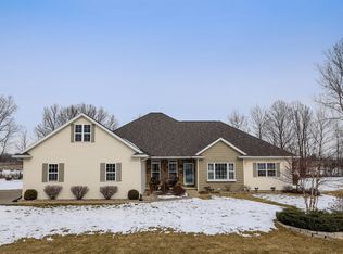 1223 Radcliff Rd, Neenah, WI 54956