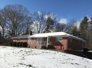 125 Christ School Rd, Arden, NC 28704