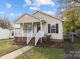 116 E Maryland Ave, Bessemer City, NC 28016