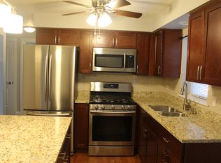 7649 W Irving Park Rd APT 2N, Chicago, IL 60634