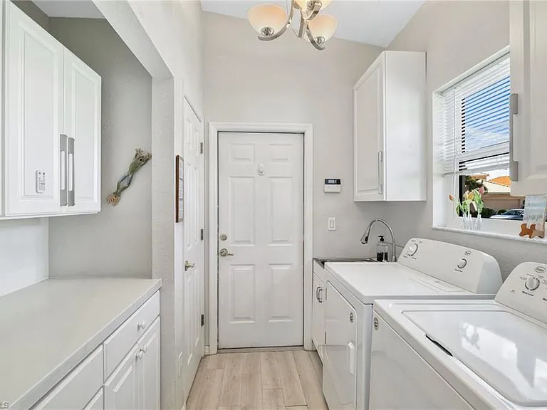 17819 Modena Rd — Photo 24
