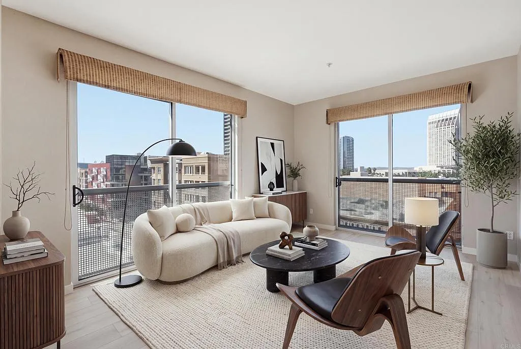 2 bed, 935 sqft, $2,950 — Photo 2