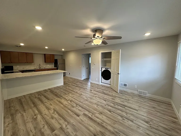 Parks Edge Apartments — Photo 23