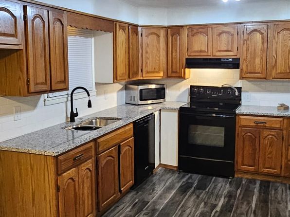 1120 S Silverdale Ct