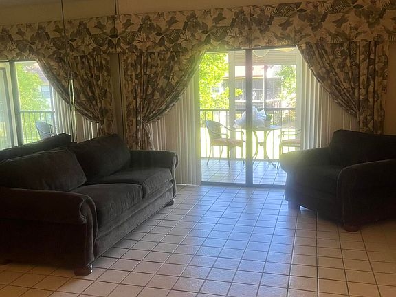 5th image of 3340 Lucerne Park Dr