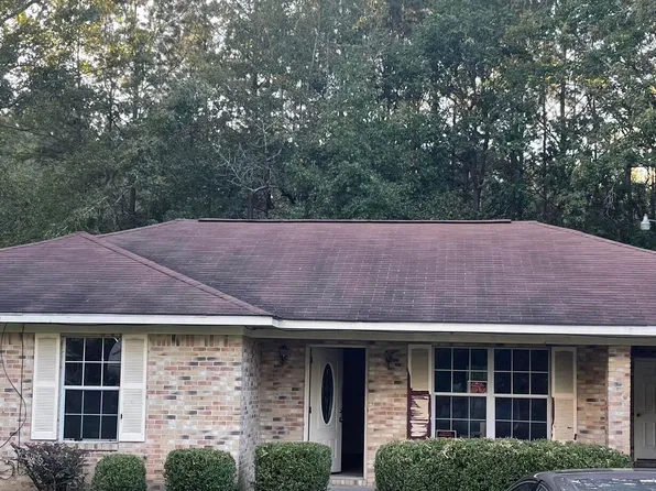 1001 McKee St, Mount Olive, MS 39119