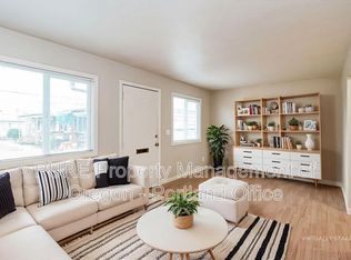 7016 N Amherst St APT 2, Portland, OR 97203