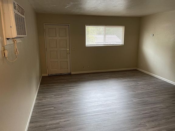 4th image of 1150 Hobart St APT B