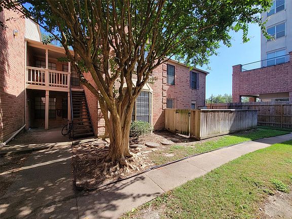 2nd image of 2255 Braeswood Park Dr APT 259