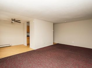 501 E Dogwood Ln #G3, Mount Prospect, IL 60056