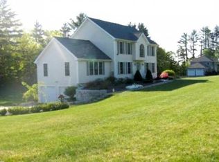 3 Saw Hill Rd, Hooksett, NH 03106