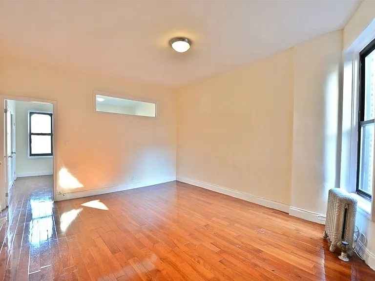 520 W 123rd St #4E — Photo 3