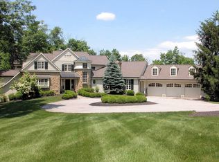 9025 Given Rd, Cincinnati, OH 45243