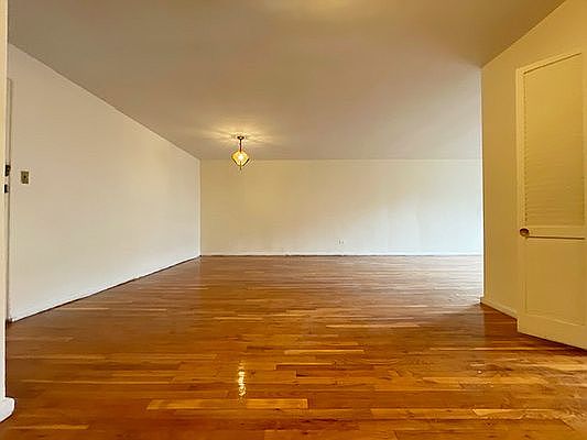 2nd image of 1740 E 12th St #6