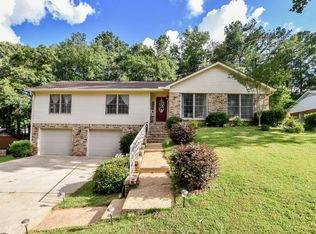 3105 Mayberry Landing Dr, Northport, AL 35473