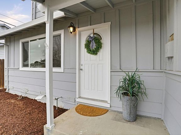 4th image of 2074 Ashwood Ln