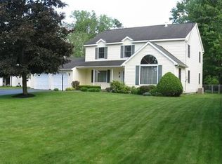 1 Brentwood Dr, South Glens Falls, NY 12803