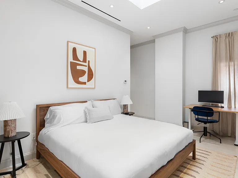 808 Lexington Ave #4 — Photo 7