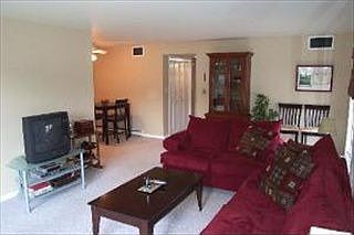 3rd image of 4109 W 98th St