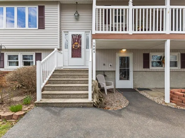 1945 Porters Point Road, Colchester, VT 05446