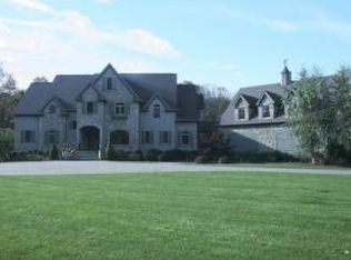 390 Old Chester Rd, Chester, NJ 07930