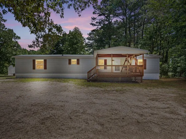 243 Violet Ln, Coats, NC 27521