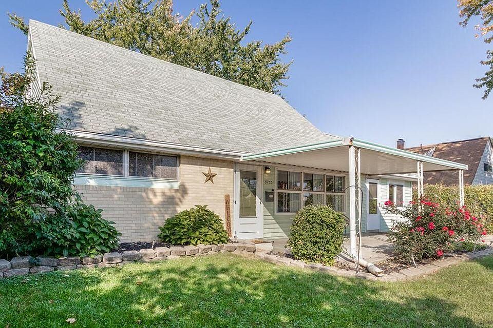 2nd image of 3733 Richard Ave